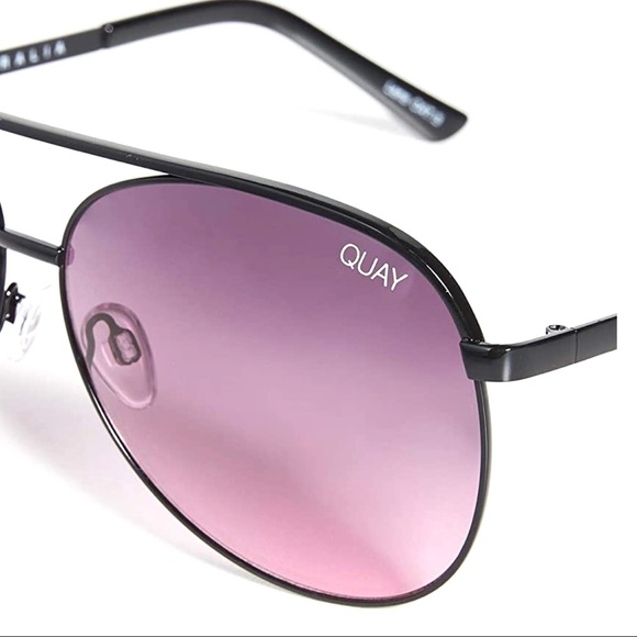 Quay Australia Vivienne Oversized Aviator - Picture 4 of 4